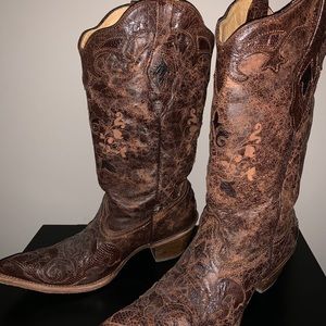 Ladies boots